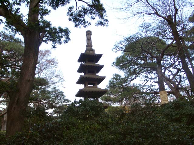 tokyo_garden_column2