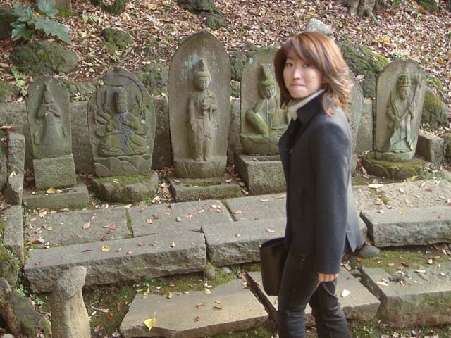 tokyo_garden_statues